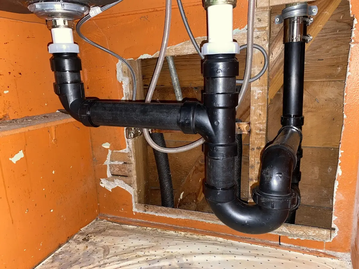 Professional Pipe Bursting equipment and tools on the job in Four Corners