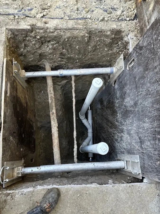 Experienced plumber completing Gas Line Repair work in Four Corners